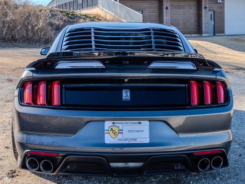 Used 2016 Ford Mustang Shelby GT350 w/ Track Package image 4