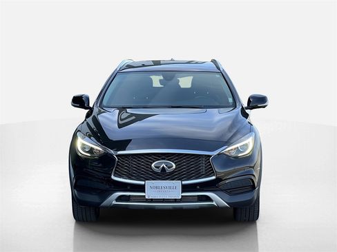 Used 2019 INFINITI QX30 Premium w/ Navigation Package image 6