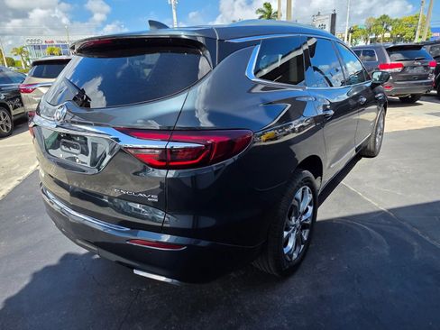 Used 2018 Buick Enclave Avenir w/ Avenir Technology Package image 6