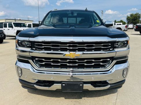 Used 2018 Chevrolet Silverado 1500 LTZ w/ Sport Package AWD/4WD image 31