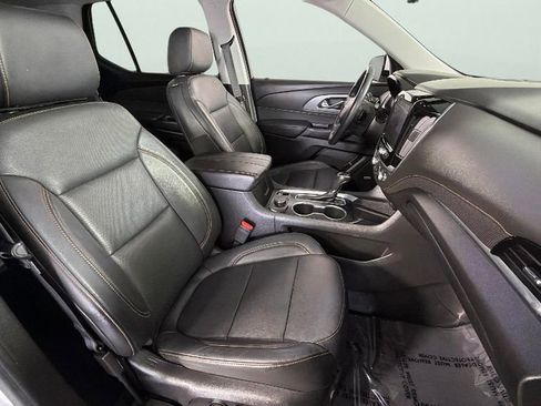 Used 2020 Chevrolet Traverse Premier FWD image 35
