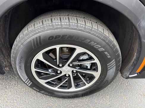 Used 2023 Mitsubishi Eclipse Cross SEL image 11