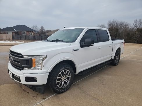 Used 2019 Ford F150 XLT w/ Equipment Group 302A Luxury image 2