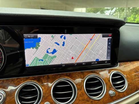 Used 2018 Mercedes-Benz E 300 image 51