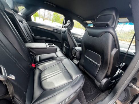 Used 2017 Lincoln MKZ Premiere AWD/4WD image 11