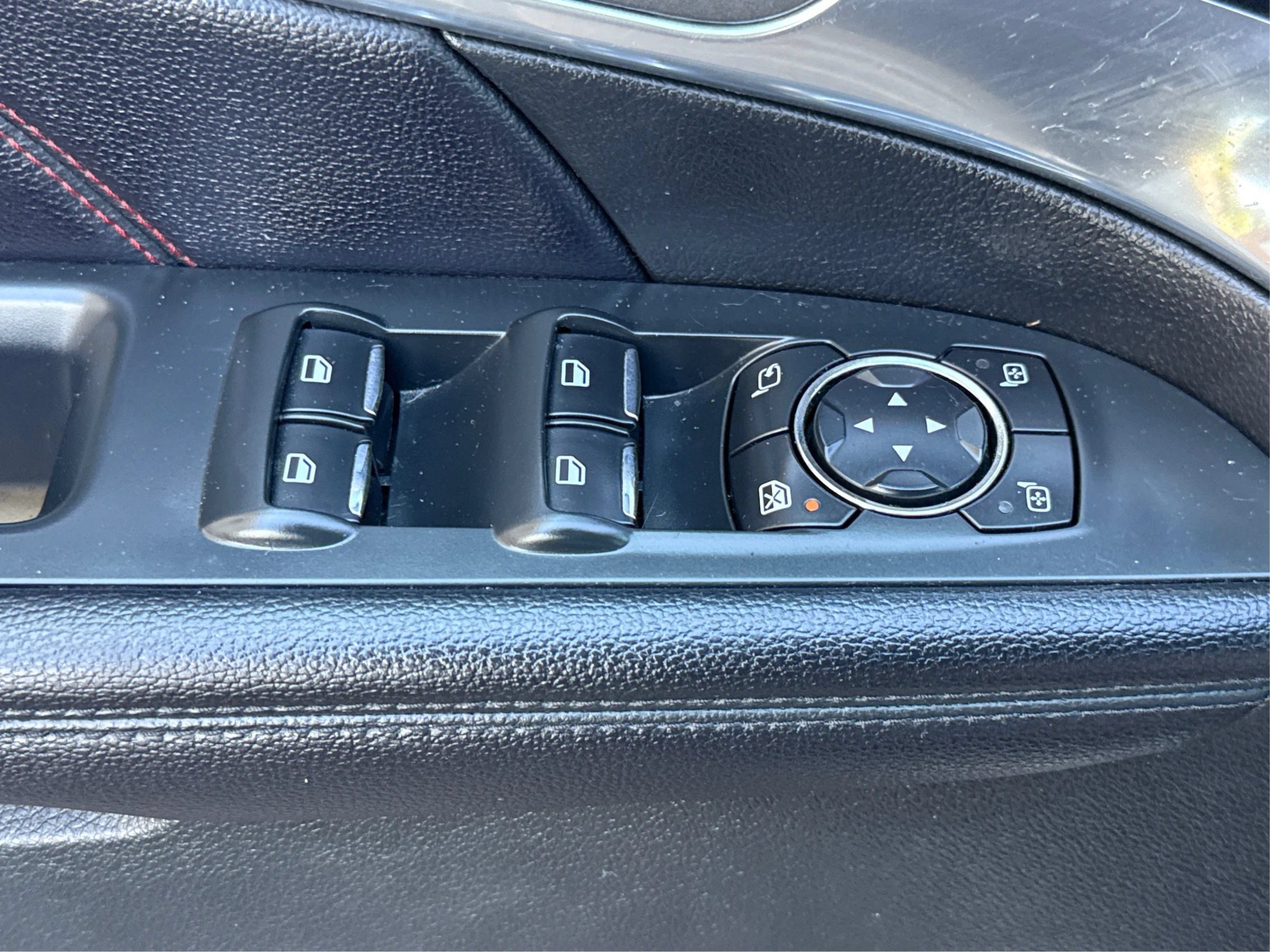 Used 2016 Ford Explorer Sport w/ Equipment Group 401A AWD/4WD image 20