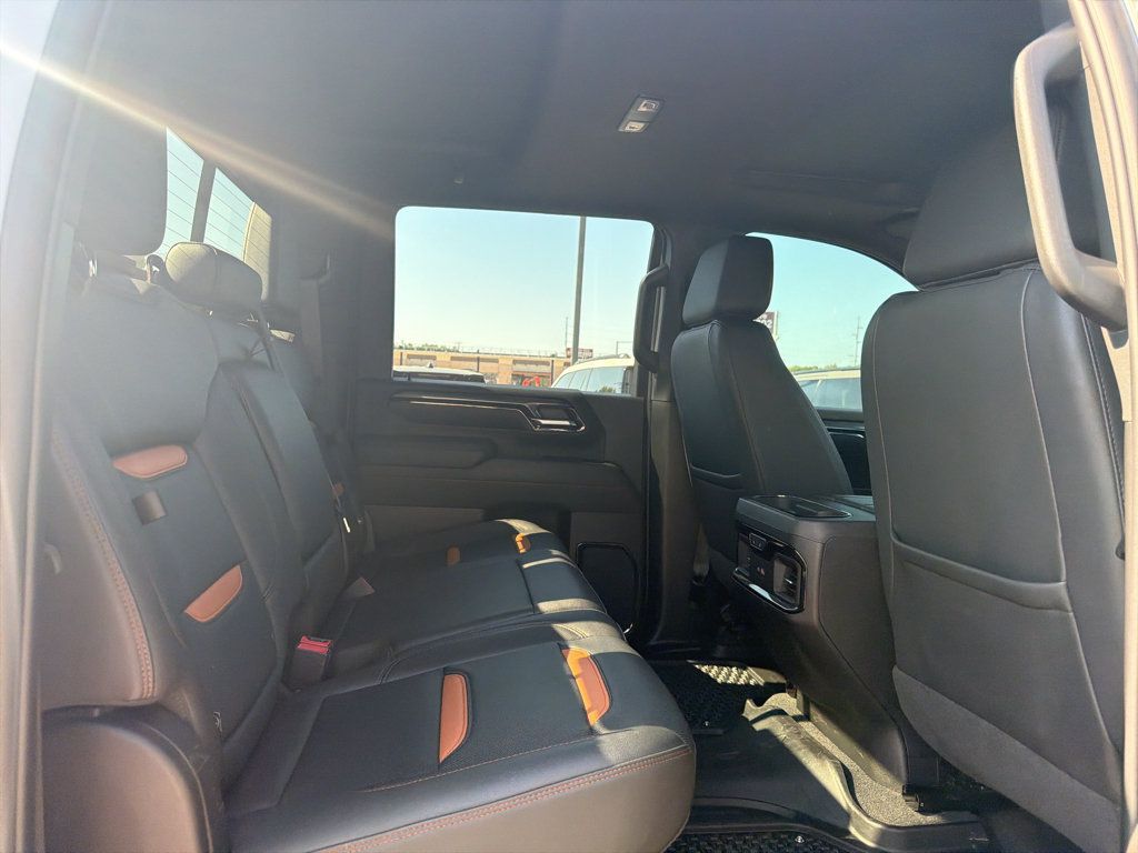 Used 2024 GMC Sierra 2500 AT4 w/ AT4 Premium Plus Package AWD/4WD image 17