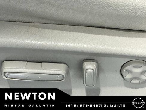 Used 2025 Honda Odyssey EX-L image 17