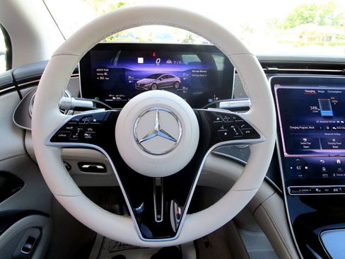 Used 2023 Mercedes-Benz EQS 450+ 4MATIC Sedan image 20