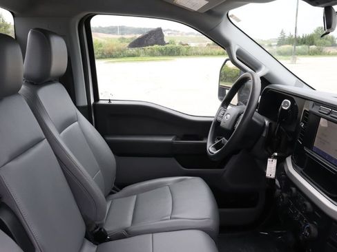 Used 2023 Ford F250 XL w/ XL Driver Assist Package RWD image 11