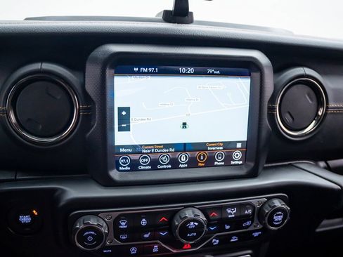 Used 2021 Jeep Wrangler Unlimited Sahara AWD/4WD image 32