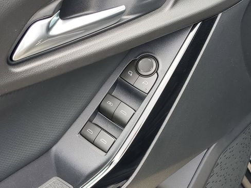 New 2026 Chevrolet Equinox LT w/ Midnight Edition FWD image 19