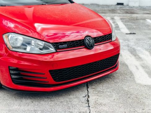Used 2015 Volkswagen GTI S FWD image 23