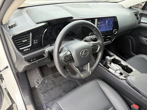Used 2025 Lexus NX 250 FWD w/ Accessory Package (K3) image 20