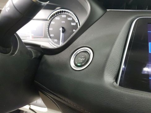 Used 2020 Cadillac XT4 Premium Luxury image 42