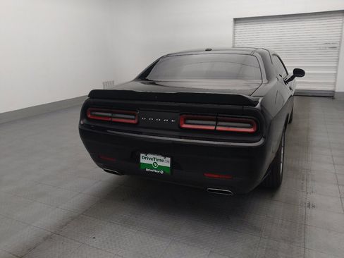 Used 2021 Dodge Challenger SXT RWD image 7