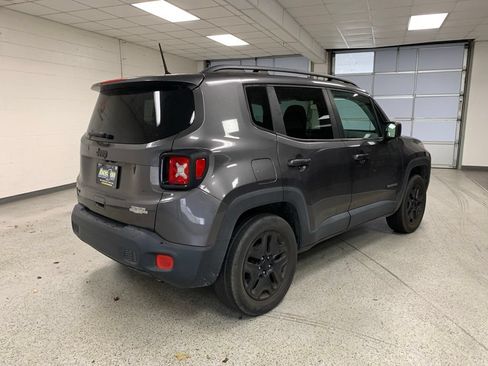 Used 2018 Jeep Renegade Sport w/ Power & Air Group AWD/4WD image 4