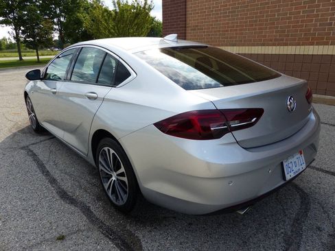 Used 2019 Buick Regal Preferred w/ Driver Confidence Package I FWD image 7