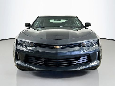 Used 2017 Chevrolet Camaro LT RWD image 2
