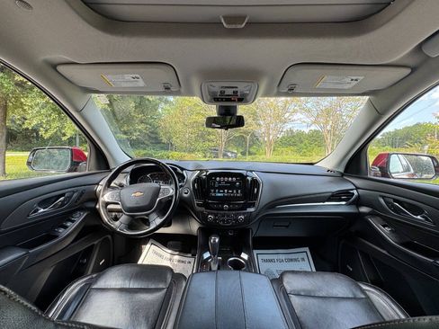 Used 2019 Chevrolet Traverse Premier w/ LPO, Floor Liner Package AWD/4WD image 18
