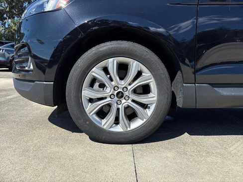 Certified 2024 Ford Edge Titanium image 11