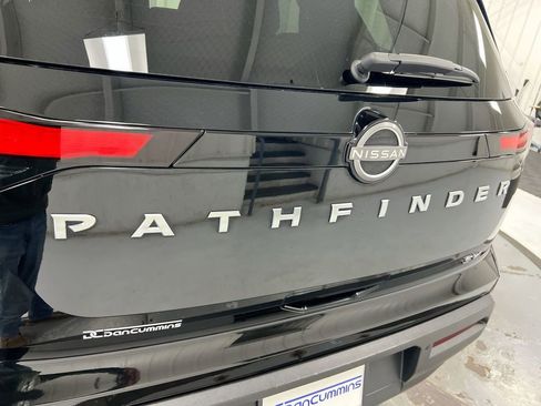 Used 2023 Nissan Pathfinder SV FWD image 22