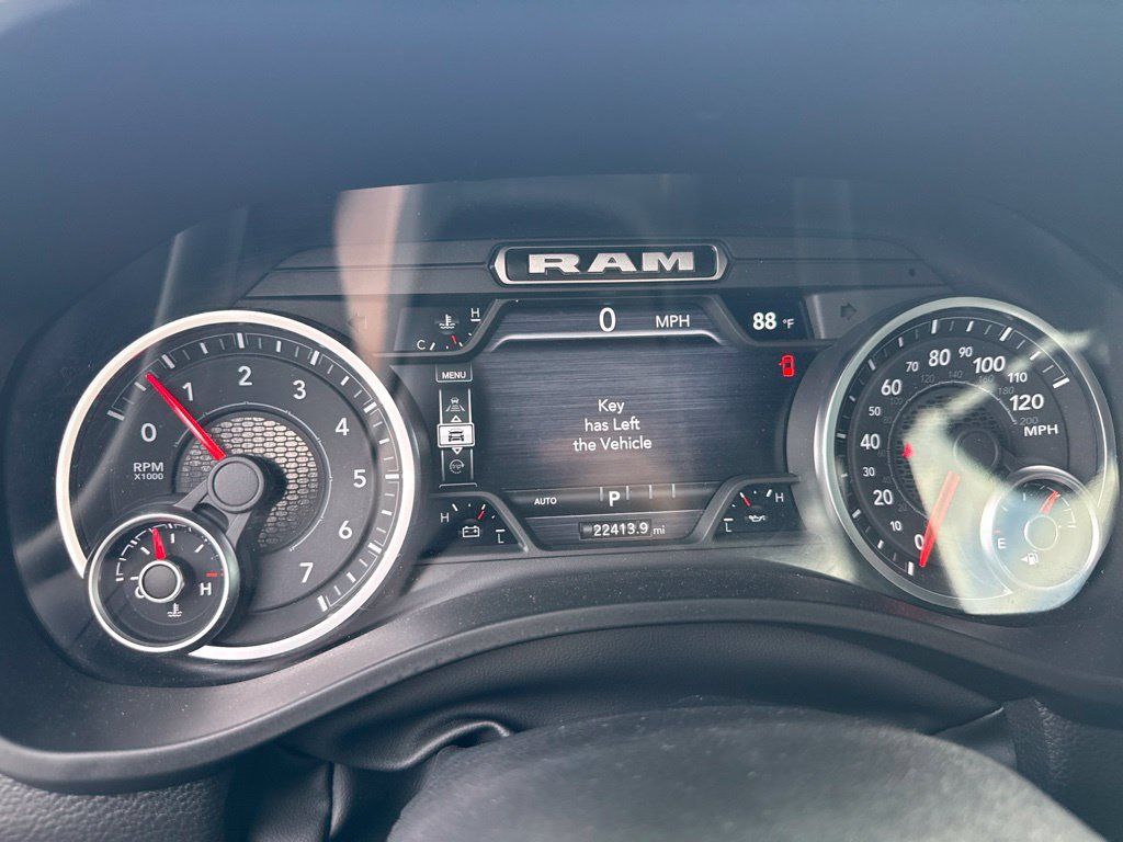 Used 2025 RAM 1500 Big Horn RWD image 17