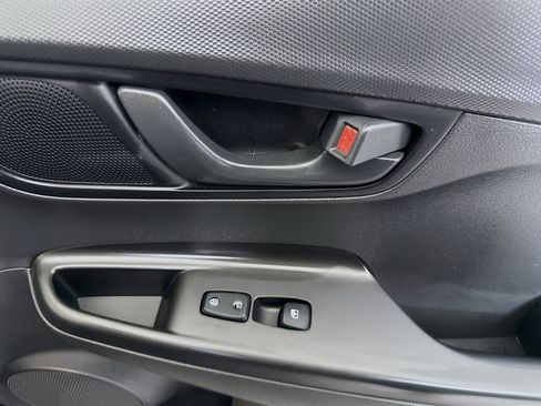 Used 2021 Hyundai Kona SEL image 31