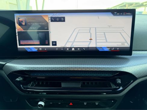 Used 2025 BMW 430i xDrive w/ M Sport Package image 15