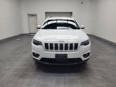 Used 2019 Jeep Cherokee Latitude w/ Popular Appearance Group FWD image 14
