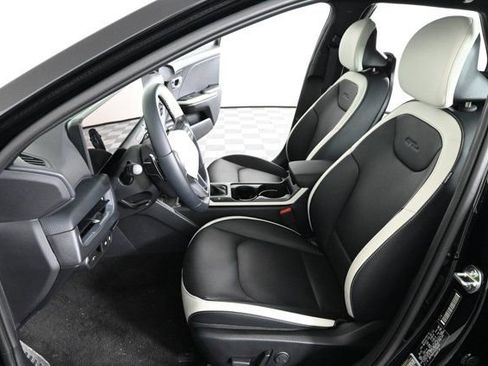 Certified 2025 Kia K4 GT-Line Turbo image 20