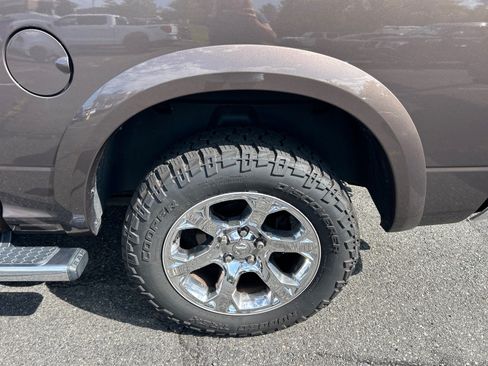 Used 2018 RAM 1500 Laramie w/ Convenience Group AWD/4WD image 10