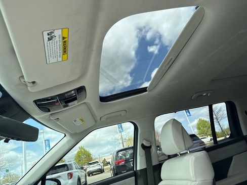 Used 2025 Hyundai Santa Fe Calligraphy image 16