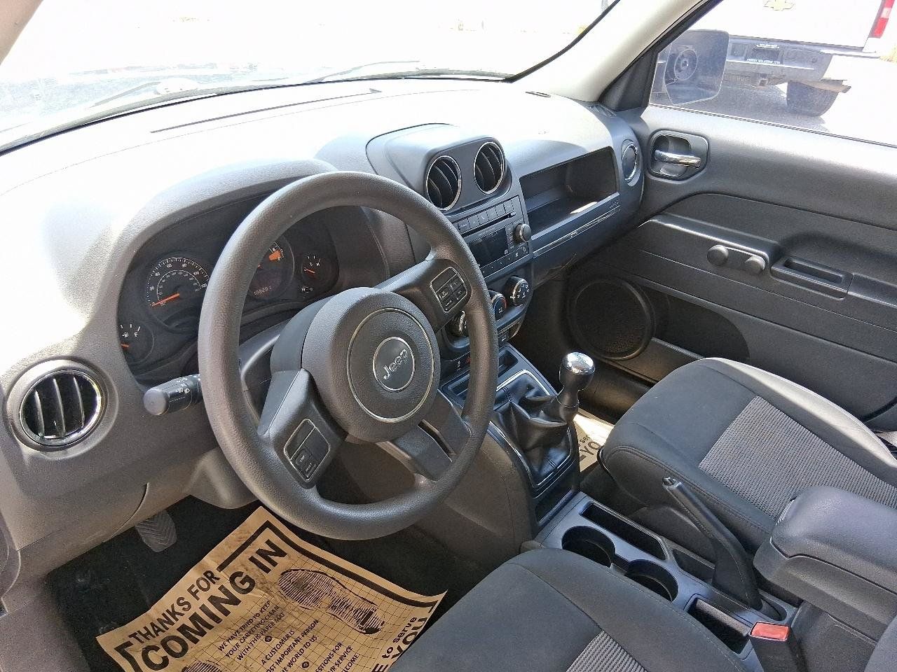 Used 2014 Jeep Patriot Sport FWD image 17