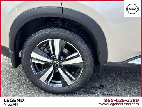 Certified 2023 Nissan Rogue SL AWD/4WD image 10