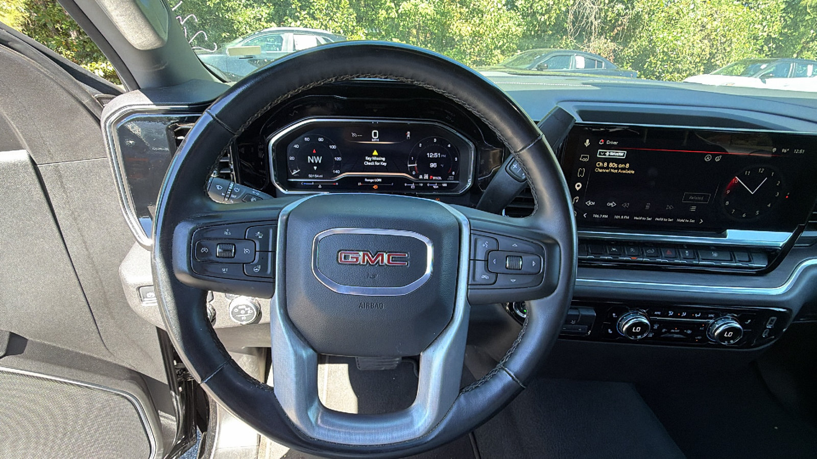 Used 2025 GMC Sierra 1500 SLT AWD/4WD image 27