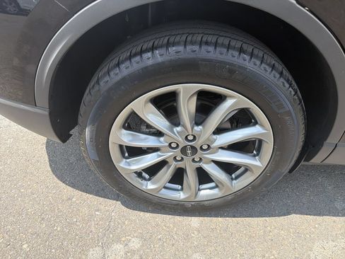 Certified 2022 Lincoln Corsair AWD w/ Premium Package image 33