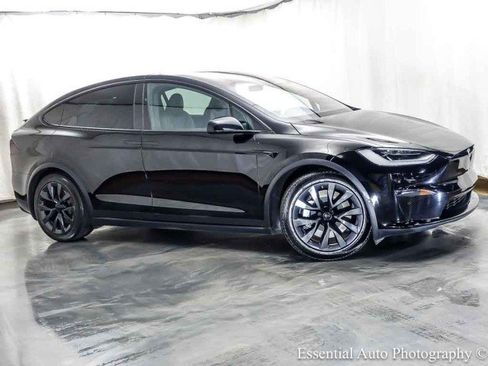 Used 2023 Tesla Model X AWD/4WD image 2