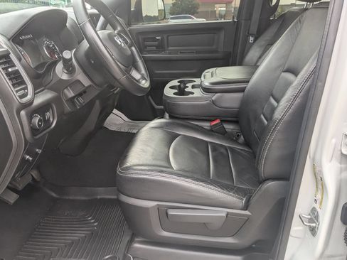 Used 2022 RAM 3500 Tradesman AWD/4WD image 13