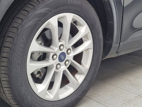 Used 2020 Ford Escape SE FWD image 31