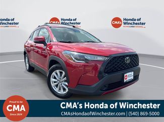 Used 2022 Toyota Corolla Cross LE AWD/4WD video 1