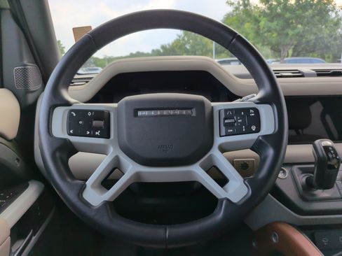 Used 2024 Land Rover Defender 110 S AWD/4WD image 23