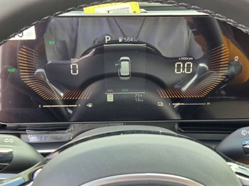 New 2026 Kia Carnival LXS FWD image 13