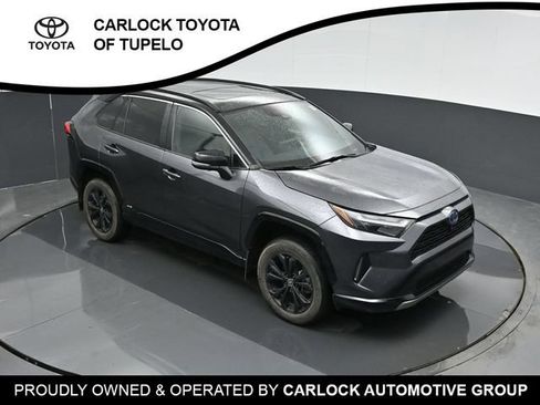 Used 2023 Toyota RAV4 XSE AWD/4WD image 32