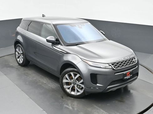 Used 2020 Land Rover Range Rover Evoque SE image 31
