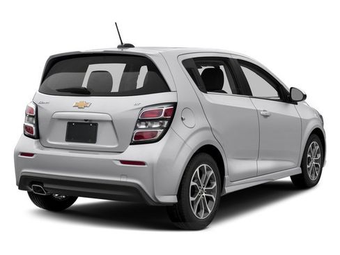 Used 2017 Chevrolet Sonic LT FWD image 5
