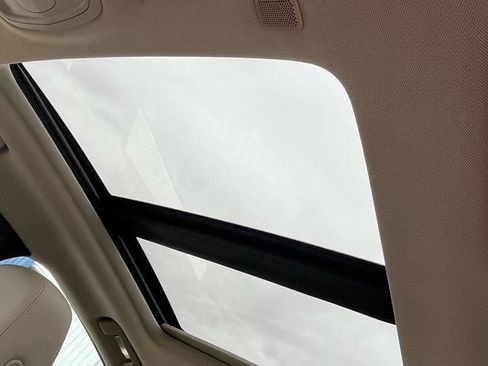 Used 2015 Cadillac XTS Luxury image 17