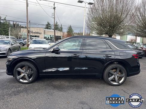 Used 2025 Genesis GV70 3.5T Sport w/ Sport Prestige Package image 4