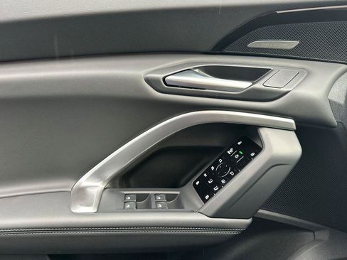 New 2025 Audi Q5 Premium Plus image 10