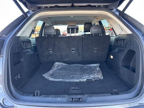 Used 2023 Ford Edge SEL w/ Convenience Package image 7
